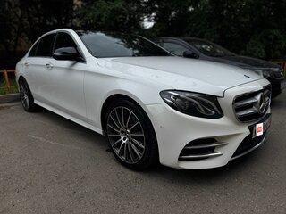 2017 Mercedes-Benz E-Класс 200 V (W213, S213, C238), белый, 2800000 рублей, вид 3