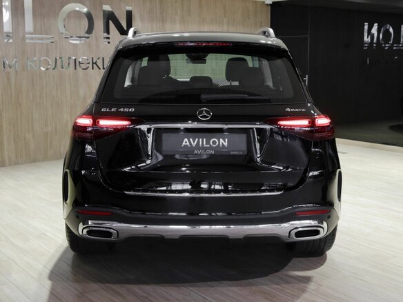 2025 Mercedes-Benz GLE 450 d II (V167) Рестайлинг, чёрный, 14300000 рублей - вид 3