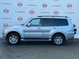 2014 Mitsubishi Pajero IV Рестайлинг 2, серебристый, 2349000 рублей, вид 2