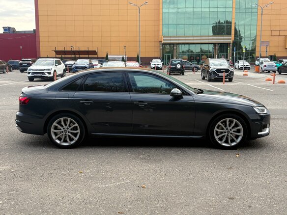 2020 Audi A4 45 TFSI V (B9) Рестайлинг, серый, 4195000 рублей - вид 8