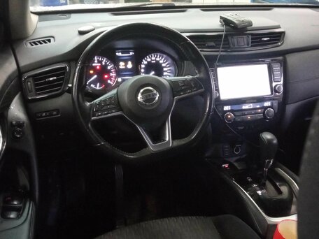 2018 Nissan X-Trail III Рестайлинг, серый, 1770000 рублей, вид 5