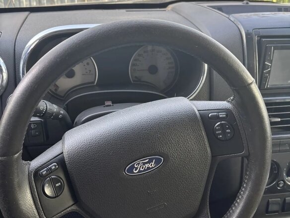 2008 Ford Explorer IV, чёрный, 850000 рублей - вид 6