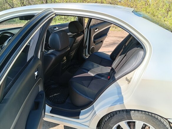2011 Chevrolet Epica V250 Рестайлинг, белый, 500000 рублей - вид 15