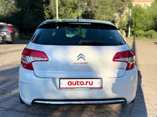 2013 Citroen C4 II, белый, 650000 рублей, вид 2