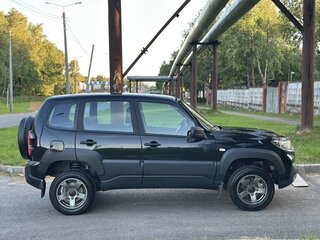 2023 Lada (ВАЗ) Niva Travel I, чёрный, 950000 рублей, вид 3