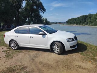 2016 Skoda Octavia III (A7), белый, 1100000 рублей, вид 3