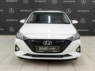 2022 Hyundai Solaris II Рестайлинг, белый, 1440000 рублей, вид 2