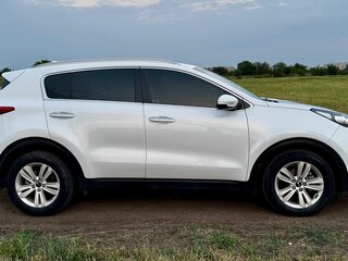 2016 Kia Sportage IV, белый, 1770000 рублей, вид 4