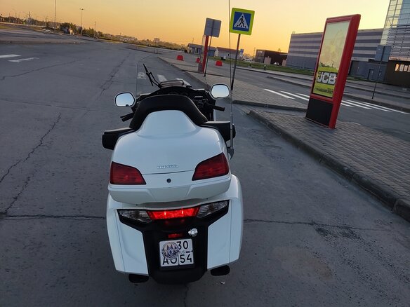 2012 Honda GL 1800 Gold Wing, белый, 1850000 рублей - вид 9