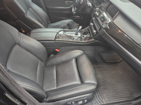 2016 BMW 5 серии 530d xDrive VI (F10/F11/F07) Рестайлинг, чёрный, 3600000 рублей - вид 18