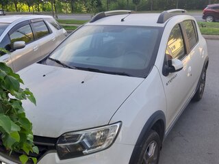 2022 Renault Sandero Stepway II Рестайлинг, белый, 2000000 рублей, вид 2
