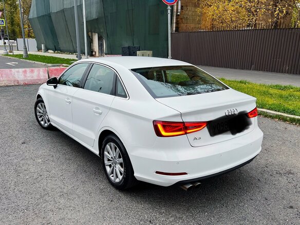 2016 Audi A3 III (8V), белый, 1500000 рублей - вид 5
