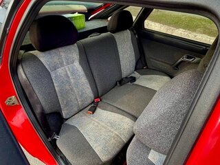 2002 Lada (ВАЗ) 2112, красный, 80000 рублей, вид 5