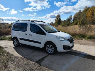 2017 Citroen Berlingo 1.6 9HX II Рестайлинг 2, белый, 950000 рублей, вид 3