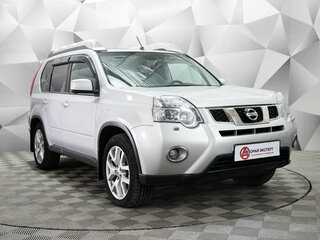 2014 Nissan X-Trail II Рестайлинг, серебристый, 1631000 рублей, вид 2