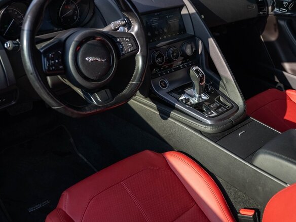 2018 Jaguar F-Type I Рестайлинг, белый, 2223000 рублей - вид 9