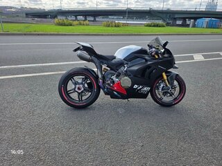 2021 Ducati Panigale V4, чёрный, 3150000 рублей, вид 4