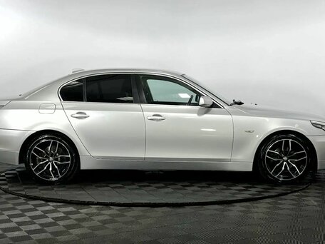 2007 BMW 5 серии 525i V (E60/E61) Рестайлинг, серый, 1050000 рублей, вид 5