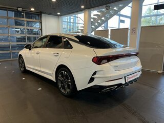 2022 Kia K5 III, белый, 2150000 рублей, вид 5