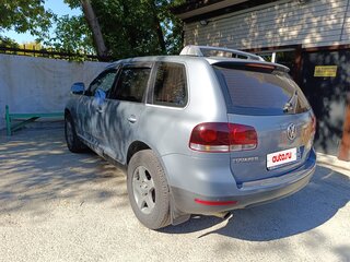 2007 Volkswagen Touareg I Рестайлинг, серый, 1190000 рублей, вид 5