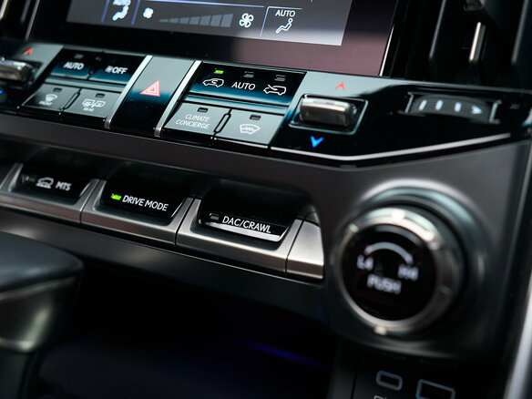 2022 Lexus LX 500d IV, белый, 16000000 рублей - вид 25