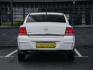 2011 Opel Astra H Рестайлинг, белый, 470000 рублей, вид 4