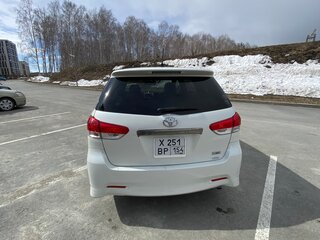 2012 Toyota Wish II, белый, 1400000 рублей, вид 3