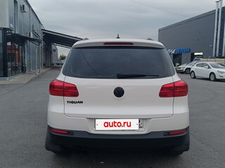 2011 Volkswagen Tiguan I Рестайлинг, белый, 999000 рублей, вид 2