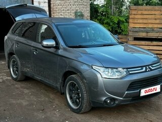 2013 Mitsubishi Outlander III, серый, 1250000 рублей, вид 2