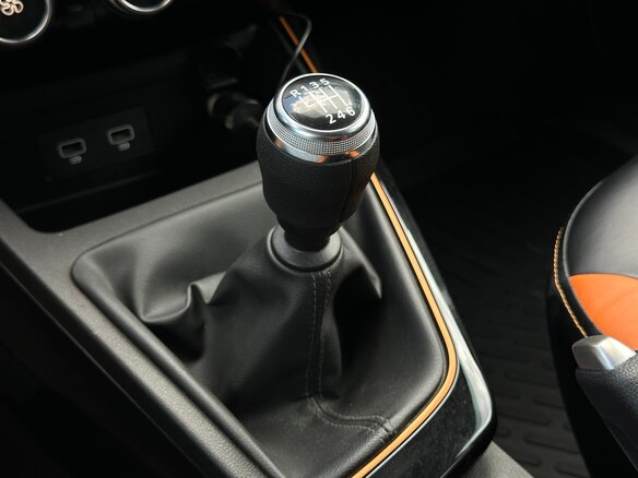 2021 Renault Duster II, оранжевый, 2250000 рублей - вид 15