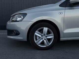 2013 Volkswagen Polo V, серебристый, 785000 рублей, вид 5