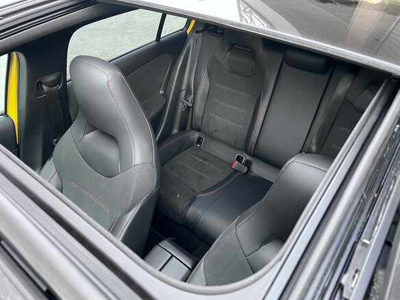 2019 Mercedes-Benz A-Класс 200 IV (W177), жёлтый, 2280000 рублей - вид 31