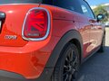 2021 Mini Hatch Cooper III (F55/F56) Рестайлинг, оранжевый - вид 6