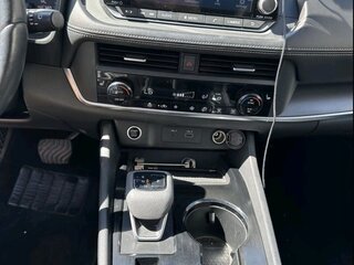 2023 Nissan Rogue III, чёрный, 1800000 рублей, вид 5