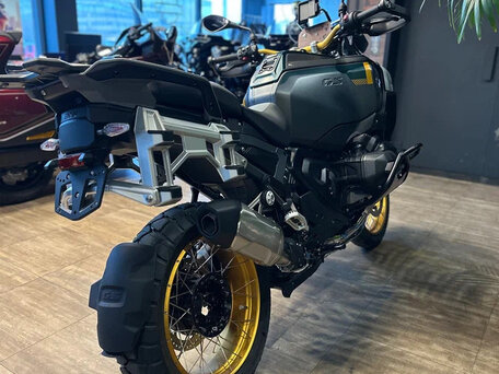 2026 BMW R 1300 GS Adventure, зелёный, 3590000 рублей, вид 5