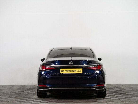 2020 Lexus ES 250 VII, синий, 4299000 рублей - вид 4