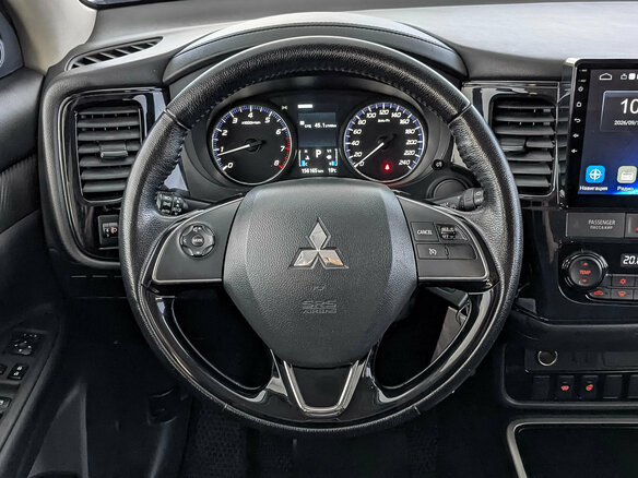 2018 Mitsubishi Outlander III Рестайлинг 2, серый, 1825000 рублей - вид 21