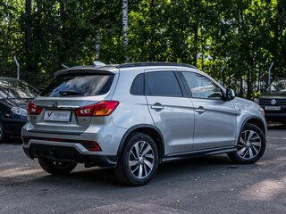 2019 Mitsubishi ASX I Рестайлинг 2, серебристый, 1630000 рублей, вид 2