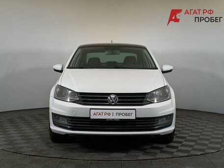 2018 Volkswagen Polo V Рестайлинг, белый, 1200000 рублей, вид 2