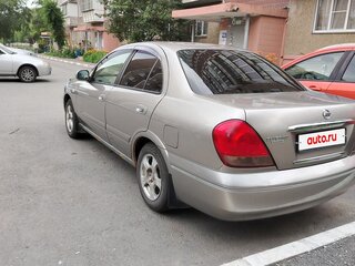 2004 Nissan Bluebird Sylphy I (G10), серебристый, 390000 рублей, вид 3