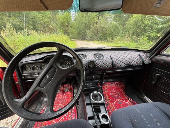 1995 Lada (ВАЗ) 2106 5-speed, красный - вид 8