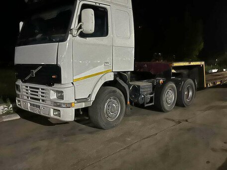 1999 Volvo FH, белый, 2190000 рублей, вид 1