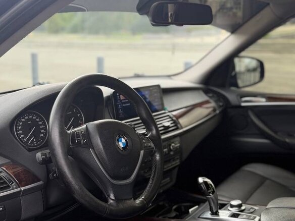 2008 BMW X5 3.0si II (E70), чёрный, 1560000 рублей - вид 4