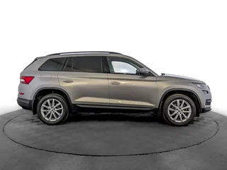 2018 Skoda Kodiaq I, бежевый, 1750000 рублей, вид 4