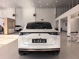 2026 GAC Hyptec HT, белый, 5999000 рублей, вид 3