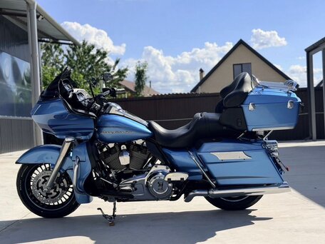2010 Harley-Davidson Road Glide, голубой, 1350000 рублей, вид 4
