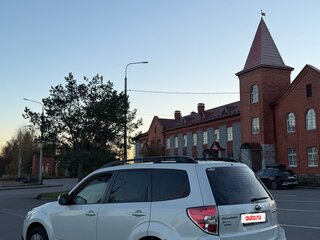 2011 Subaru Forester III Рестайлинг, белый, 930000 рублей, вид 1