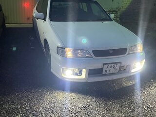 1996 Nissan Primera II (P11), белый, 380000 рублей, вид 2