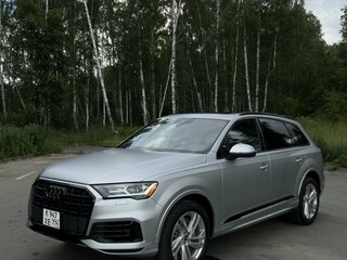 2021 Audi Q7 45 TFSI II (4M) Рестайлинг, серый, 5990000 рублей, вид 4
