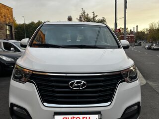 2021 Hyundai H-1 II Рестайлинг 2, белый, 2600000 рублей, вид 2